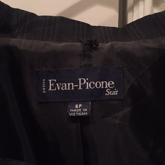 Woman PETITE 6S suite black with detail - Picture 3 of 5